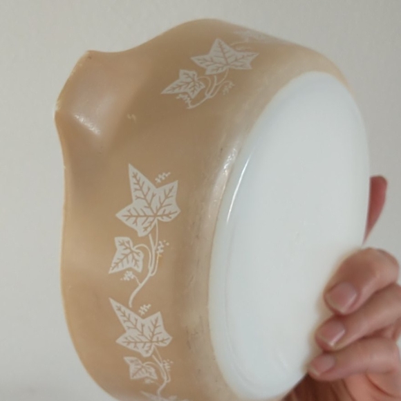 2 Vintage Pyrex Dishes Blue Pyrex Tan Pyrex - Picture 14 of 16